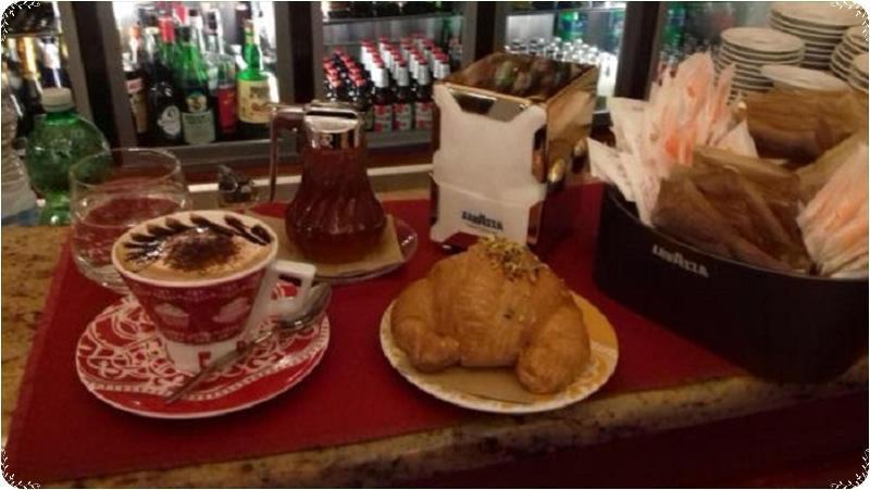 Le Tre Stelle Hotel Cagliari Buitenkant foto