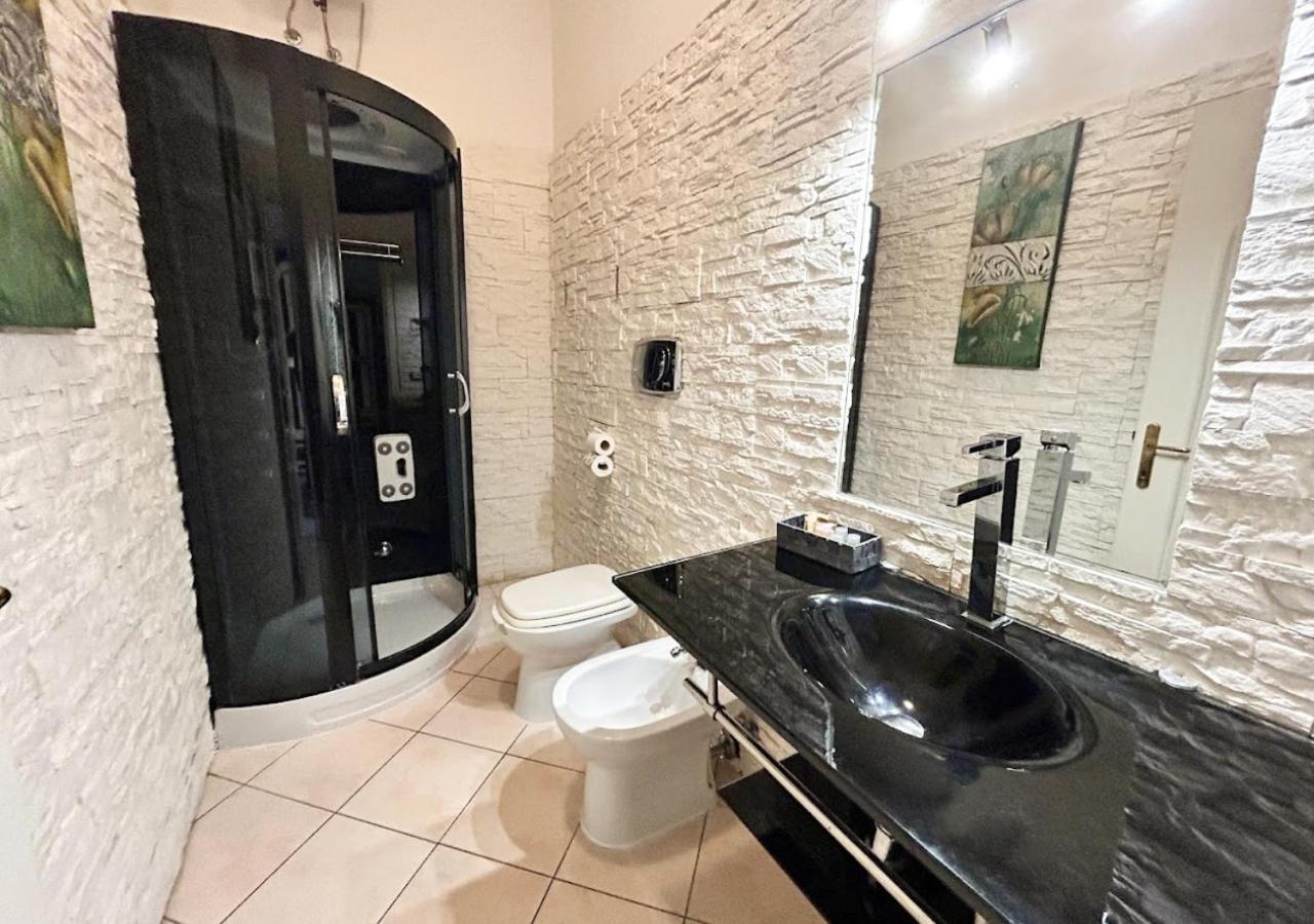Le Tre Stelle Hotel Cagliari Buitenkant foto