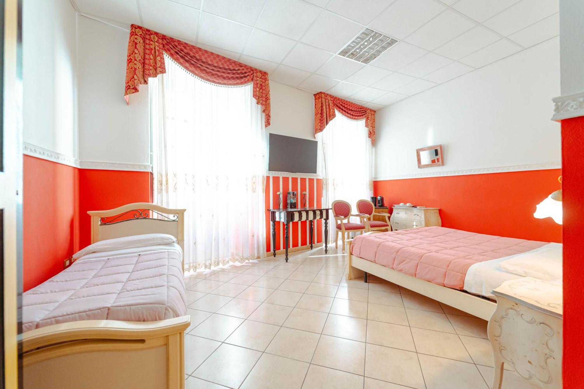 Le Tre Stelle Hotel Cagliari Buitenkant foto