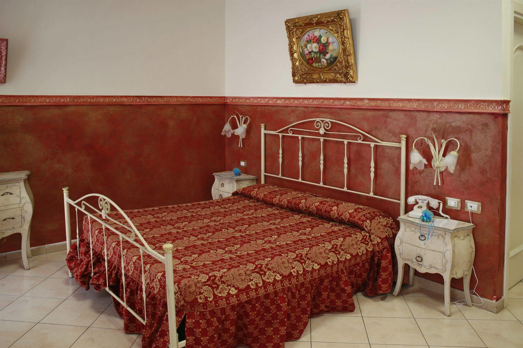 Le Tre Stelle Hotel Cagliari Buitenkant foto