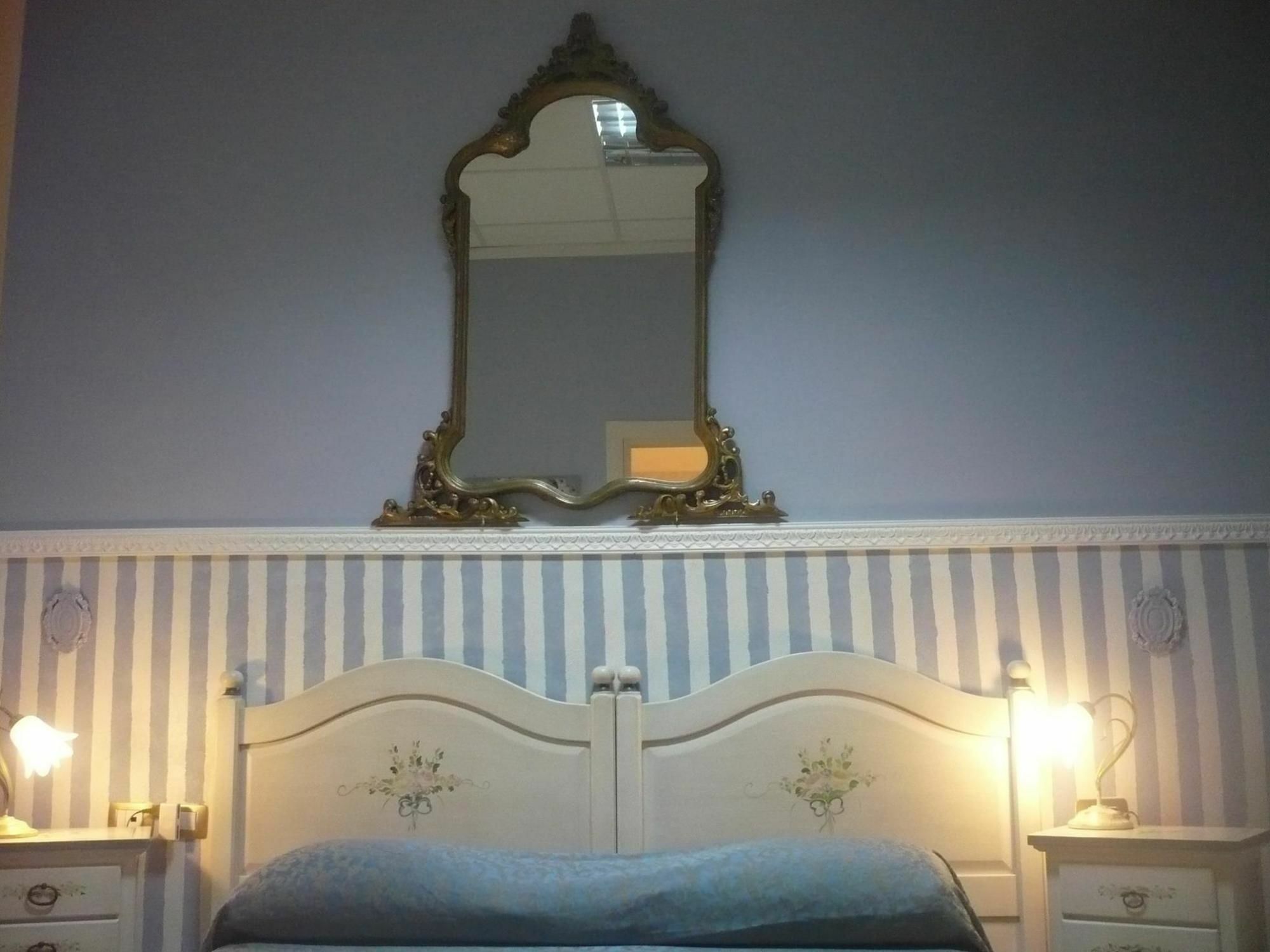Le Tre Stelle Hotel Cagliari Buitenkant foto