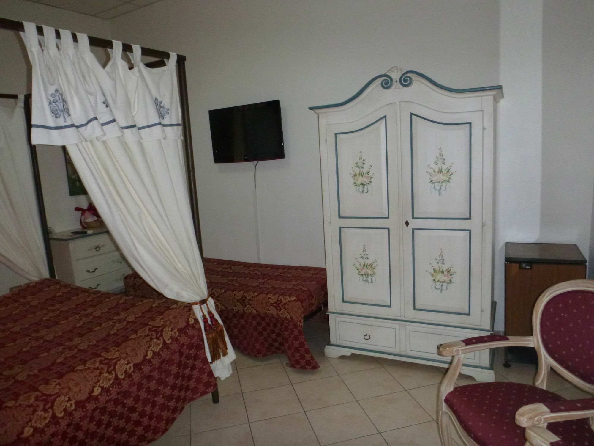 Le Tre Stelle Hotel Cagliari Buitenkant foto